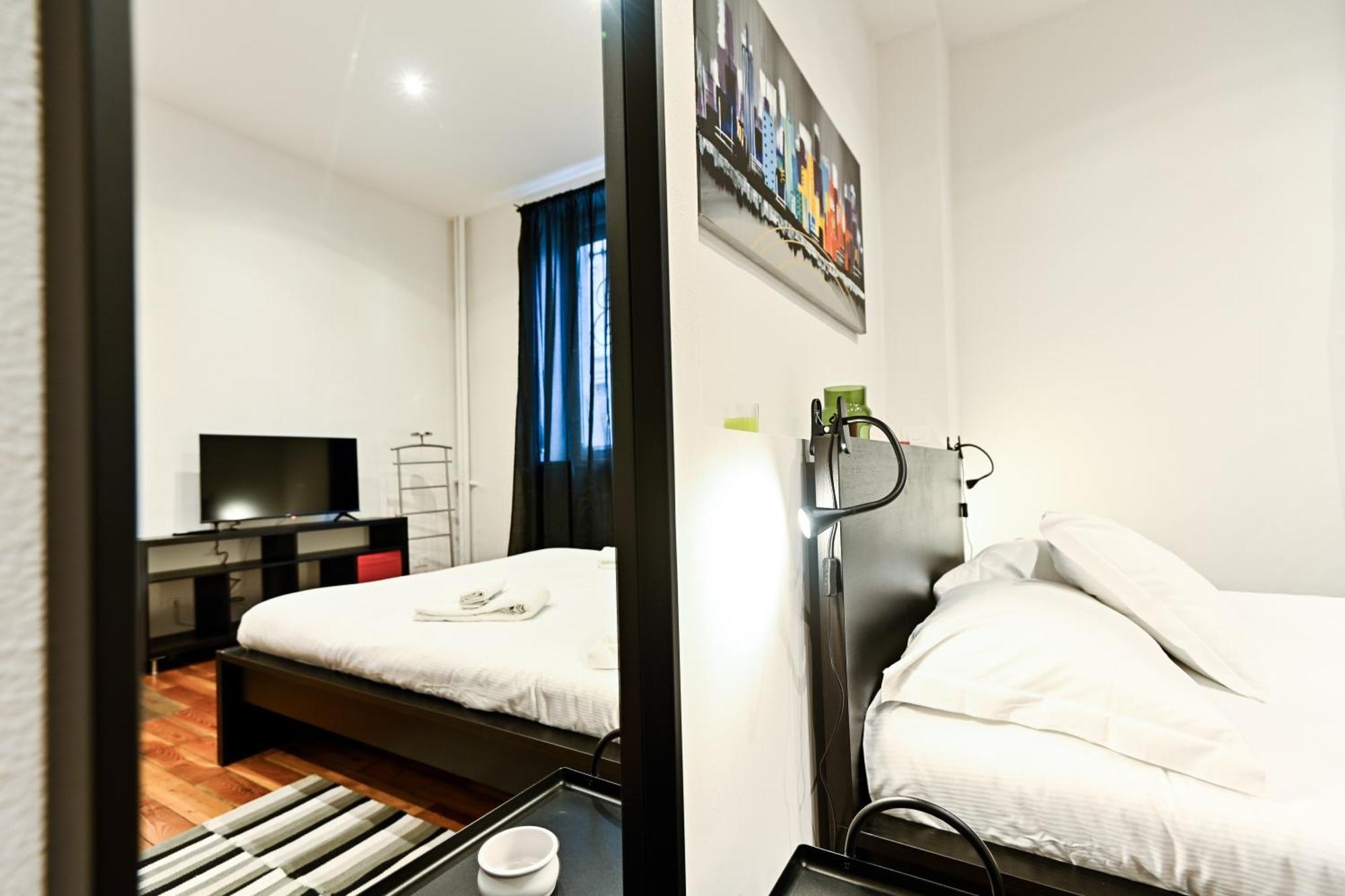 Top Living Apartments - Porta Susa ตูริน ภายนอก รูปภาพ